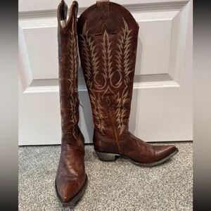 listing-status-banner